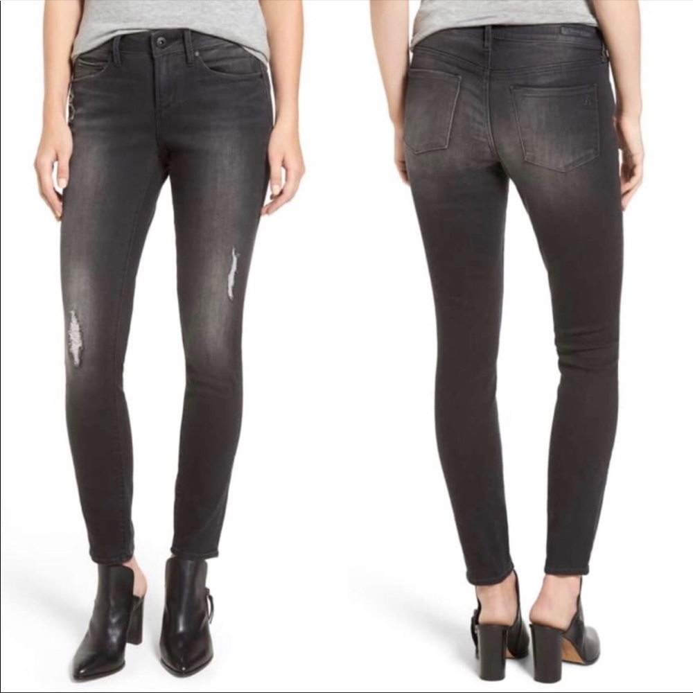 Articles of Society distressed jeans size 28